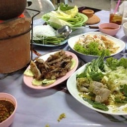 ร้านจิ้มจุ่ม ลาบเป็ดยโสธร (กรุงเทพกรีฑาซอย 6)