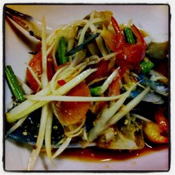 ตำปูม้า รสชาติดีมากๆ ปูเสิร์ฟเเบบเย็นๆ ทานเเล้วชุ่มฉ่ำหัวใจมากค่ะ อิอิ