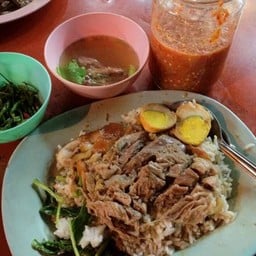 ข้าวขาหมู