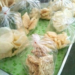 ข้าวตังมีให้เลือกหลายแบบ