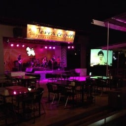 ร้านนี้บรรยากาศดีเพลงเพราะ อาหารอร่อยด้วย 