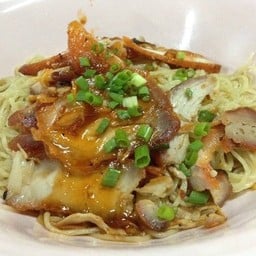 หมี่ อากาว