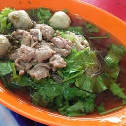 หมี่ชิ้นสด รสชาดไม่เคยเปลี่ยน