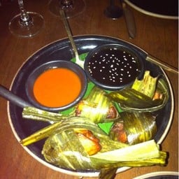 ทอดมันกุ้ง ห่อใบเตย