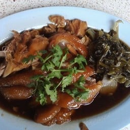 เจ๊หมายเกาเหลาเลือดหมู สาขา 2