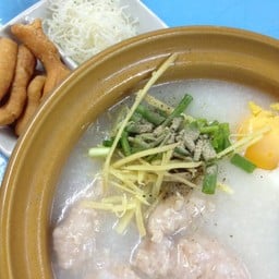 โจ๊กหม้อดิน (หนึ่งในสยาม ซอยมหาดไทย) สุราษฎร์ธานี