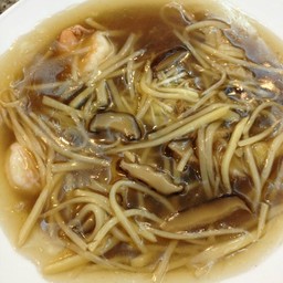 โก้ยซี้หมี่ทะเล