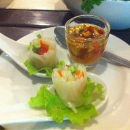 ออเดิฟ ฟรีจากทางร้านให้ทานรอระหว่างอาหารมาค่ะ