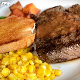 Beef Steak(220g) 250 บาท 