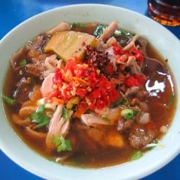 ก๋วยเตี๋ยวไก่มะระสมุนไพร