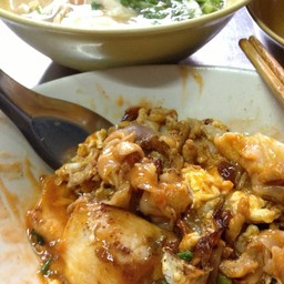 ก๋วยเตี๋ยวคั่วไก่ จานเด็ด