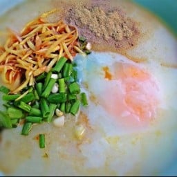 ร้านโจ๊กป้าเล็ก ตำนานความอร่อย