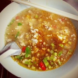 ข้าวต้มต้มยำหมูสับ