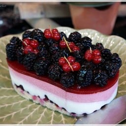 THE MARKET Anantara Bangkok Riverside Resort & Spa