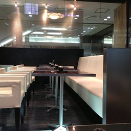 บรรยากาศอีกมุมหนึ่งในร้าน