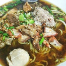 ก๋วยเตี๋ยวหมูตุ๋น พูลผล ซอย 7