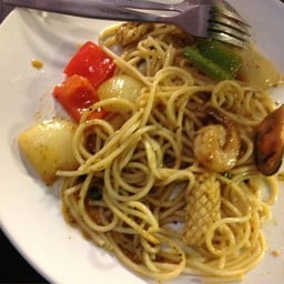 สปาเกตตี้ ทะเลซอสพริกไทยดำ