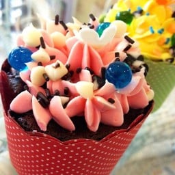 กาแฟดอยช้างเค้กพายอบ