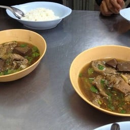 ก๋วยเตี๋ยวเป็ดเจ็กจง