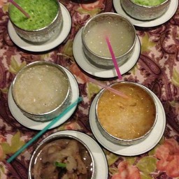 ดีครับ..ไม่เหมือนใครและก็ไม่มีใครเหมือนแม้แต่ชื่อร้าน...Like ครับ