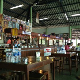 บรรยากาศในร้าน