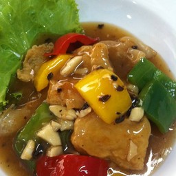 อาหารกลางวัน - ราดหน้าปลาเต้าซี่