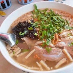 ก๋วยจั๊บญวนนานา
