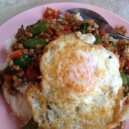 อิ่มอร่อยกับลุงเจี๊ยบ