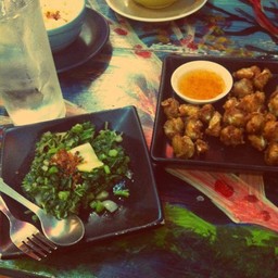 ซุปใสไก่ มันบด ผักโขมผัดเนย เอ็นข้อไก่ทอด