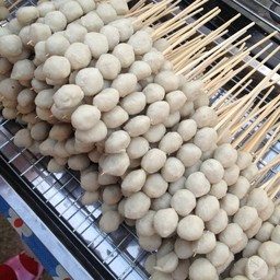 ลูกชิ้นจิ๋ว ตลาดนัด