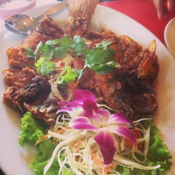 แกรนด์ฮิลล์ รีสอร์ทแอนด์สปา  นครสวรรค์