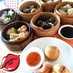 ติ่มซำชิ้นโตๆ ราคาถก อร่อยดีคร้าาา 