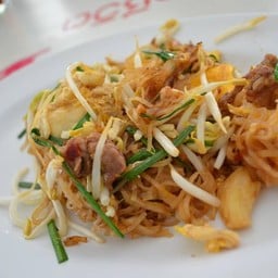 ส้มตำ-ผัดหมีโคราช เต้าส่วน