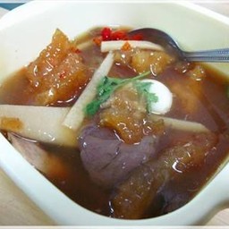 กะเพาะปลาเจ๊ป้อ ตลาดนางลิ้นจี่