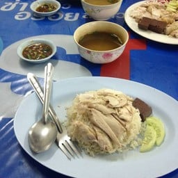 ราชาข้าวมันไก่ (หมู่บ้านทิพวัล)