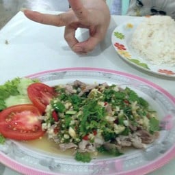 ถาวร โภชนา -