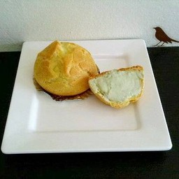 ร้านนี้เด่นที่ชูครีมครีมสดคับ หลักๆจะมีไส้วานิลลา ชาเขียว