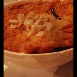 ต้มยำไข่ฟูปู (180บาท)