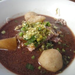 น้ำตก ทุกอย่าง
