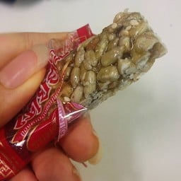 ขนมเมล็ดทานตะวันตัด