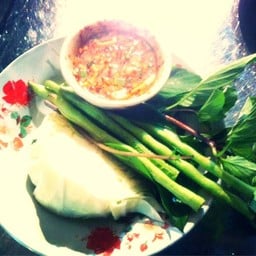 ร้านส้มตำพี่น้อย ห้วยขวาง