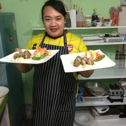 มีทบอล ค่ะ