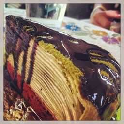 Macha Green Tea Crepe With Chocolate Sauce 