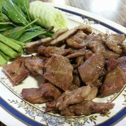 คอหมูย่าง
