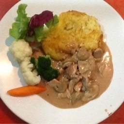 หมูสไลซอสเห็ต-อร่อย