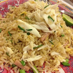 ข้าวผัดปู