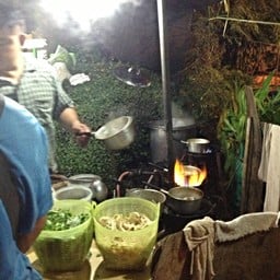 ต้มยำหัวปลาหม้อไฟ 