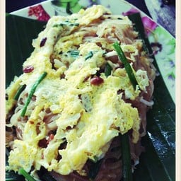 ผัดหมี่โคราช : เปรี้ยว หวาน เส้นนุ่ม หยุ่นๆ อร่อยอ่ะ!