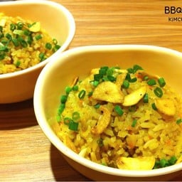 ข้าวผัดกระเทียม