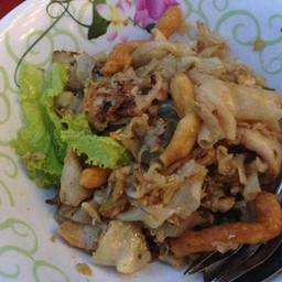 คั่วไก่ จานละ 45 บาท